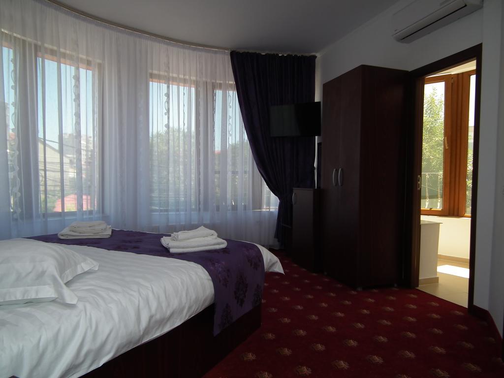 Vila Queen Mary Constanţa Habitación foto